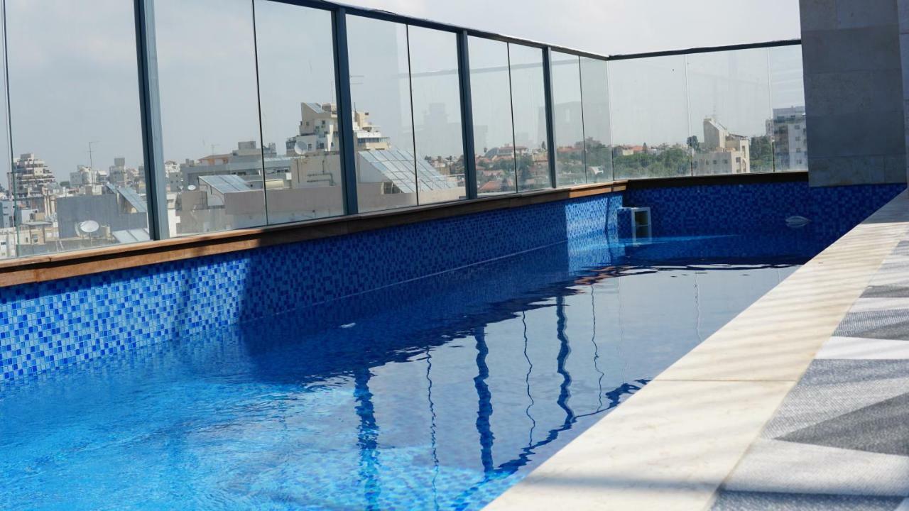 Luxury Rooftop Apartment In Netanya Exterior photo