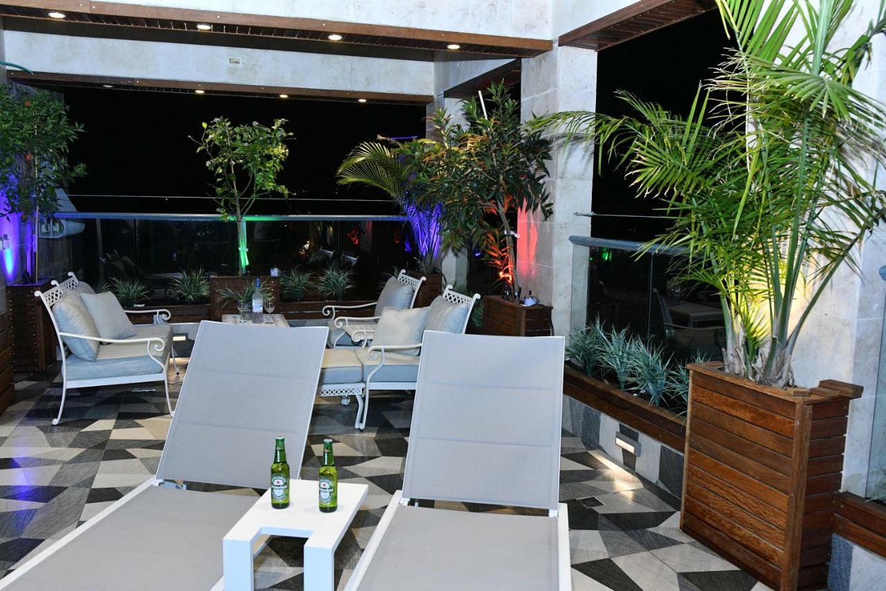 Luxury Rooftop Apartment In Netanya Exterior photo